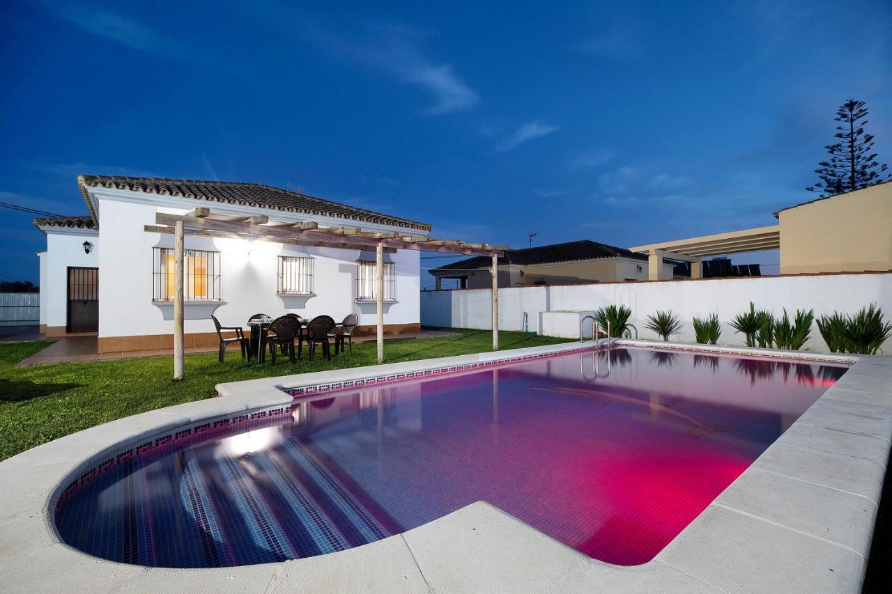 Chalet Isla Del Sotillo شيكلانا دي لا فرونتيرا المظهر الخارجي الصورة